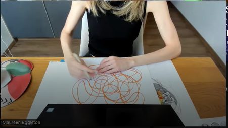 Dibujo libre durante una sesión en línea